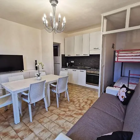 Apartamento 70 Metri Della Spiaggia Castelsardo