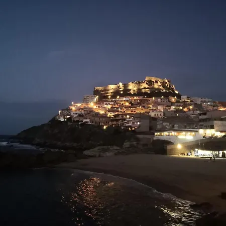 Apartamento 70 Metri Della Spiaggia Apartment *